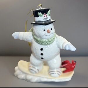 Lenox Snowboarding Snowman 2011 Annual Snowman Ornament Pre-owned with Box